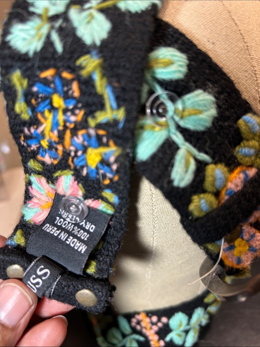 Jenny Kraus Black Embroidered 100% Wool Floral Belt - Mint & Pink Accents NWOTs - Picture 5 of 6